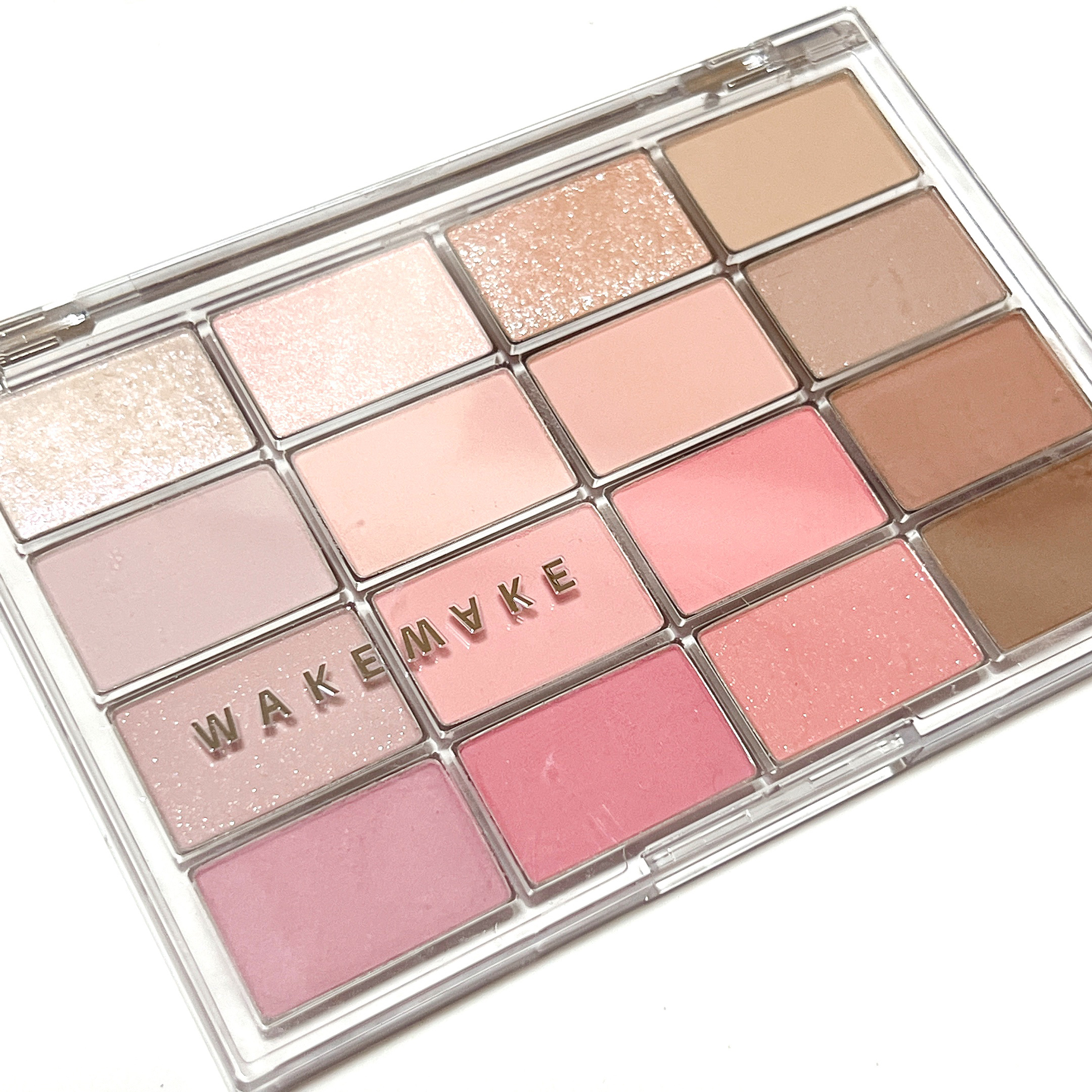 ソフトブラーリングアイパレット 04.コーラルブラーリング/wakemake/アイシャドウパレットを使ったクチコミ（2枚目）