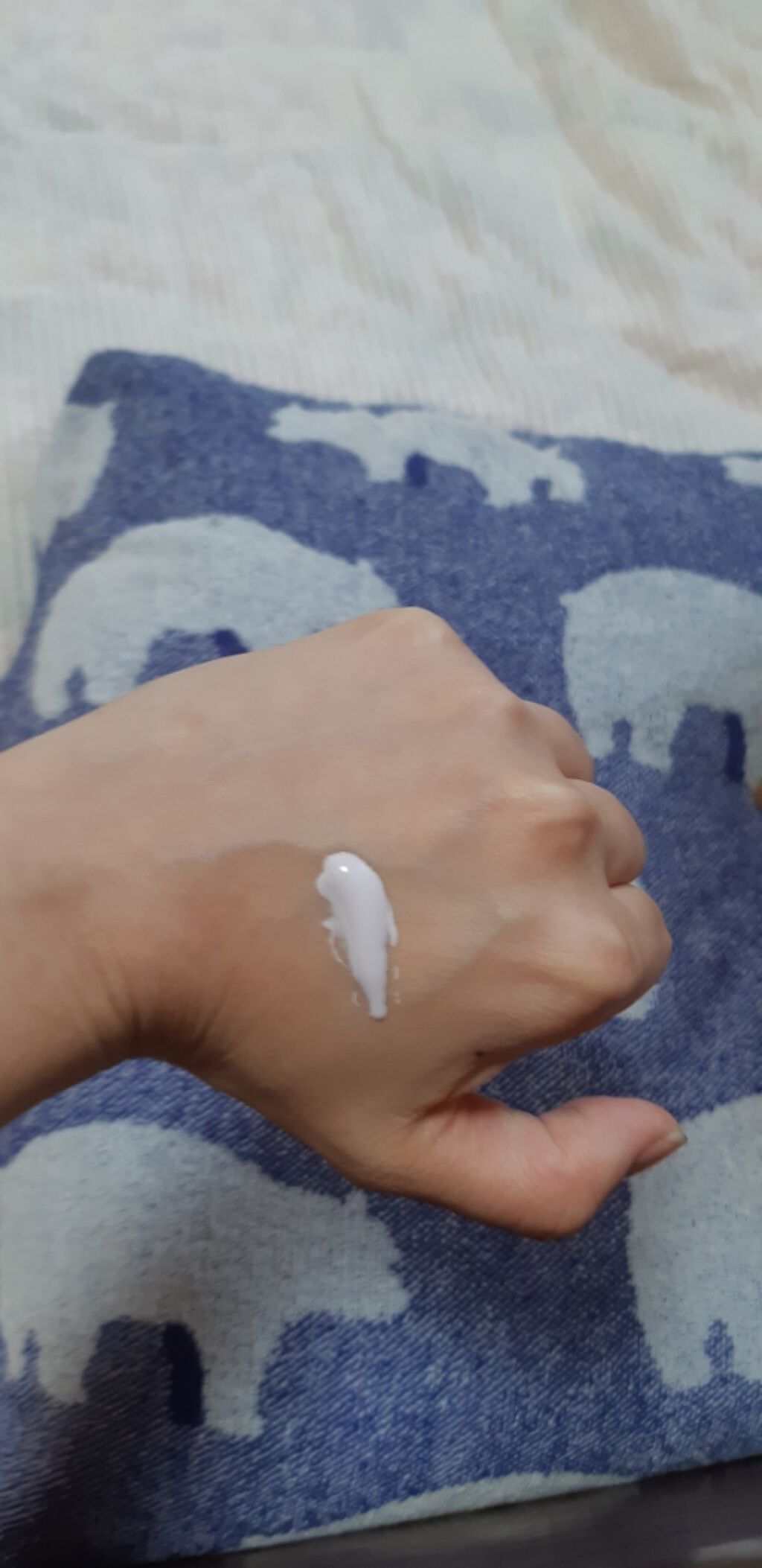 スキンアクア トーンアップUVエッセンス/スキンアクア/日焼け止めクリームを使ったクチコミ（3枚目）