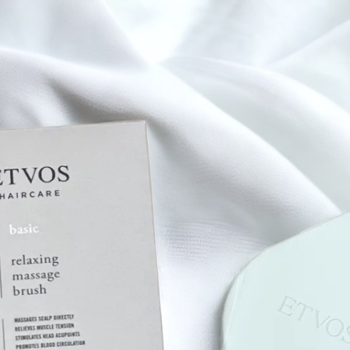 リラクシングマッサージブラシ/エトヴォス/スカルプブラシを使ったクチコミ（2枚目）