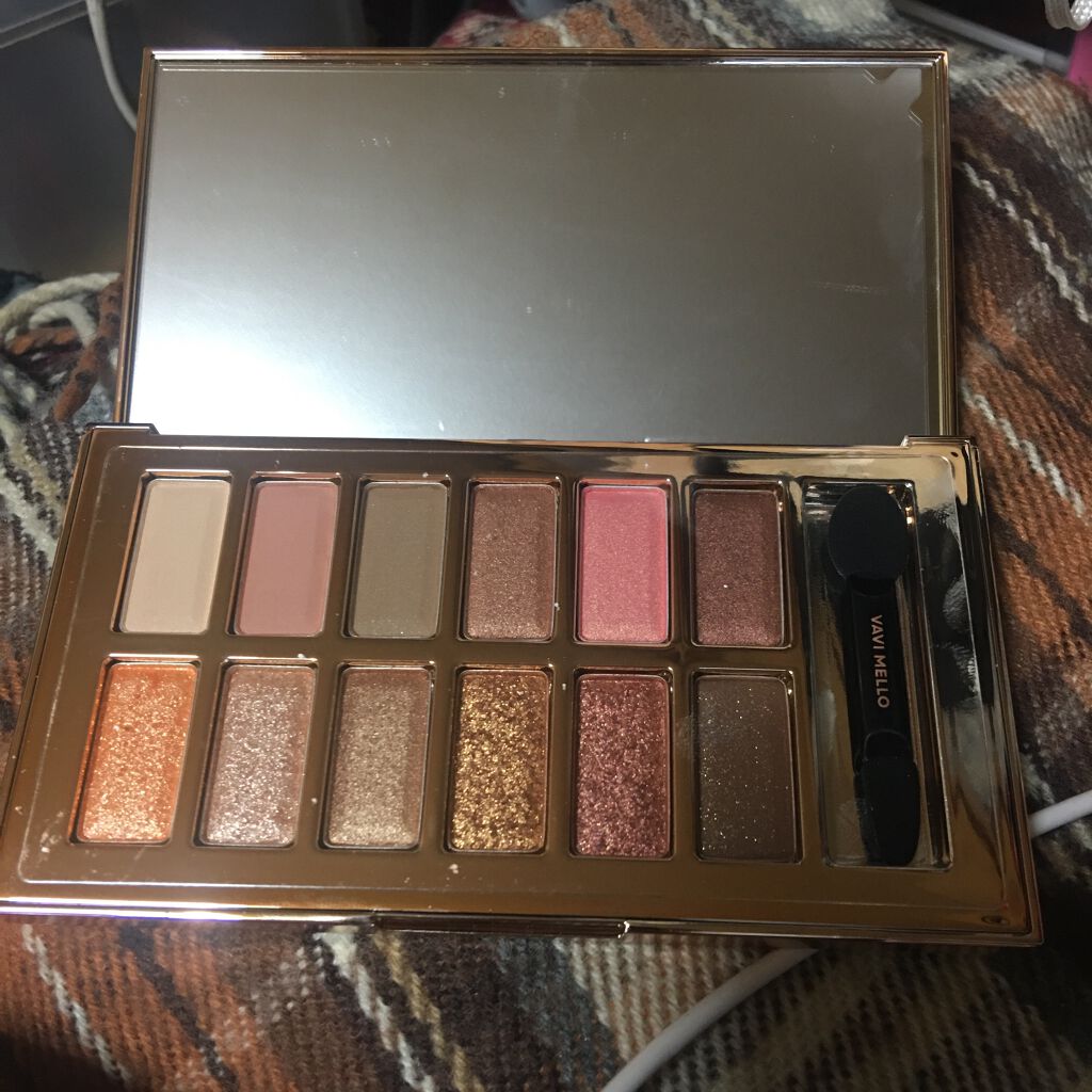 バレンタインボックス/VAVI MELLO/アイシャドウパレットを使ったクチコミ（3枚目）
