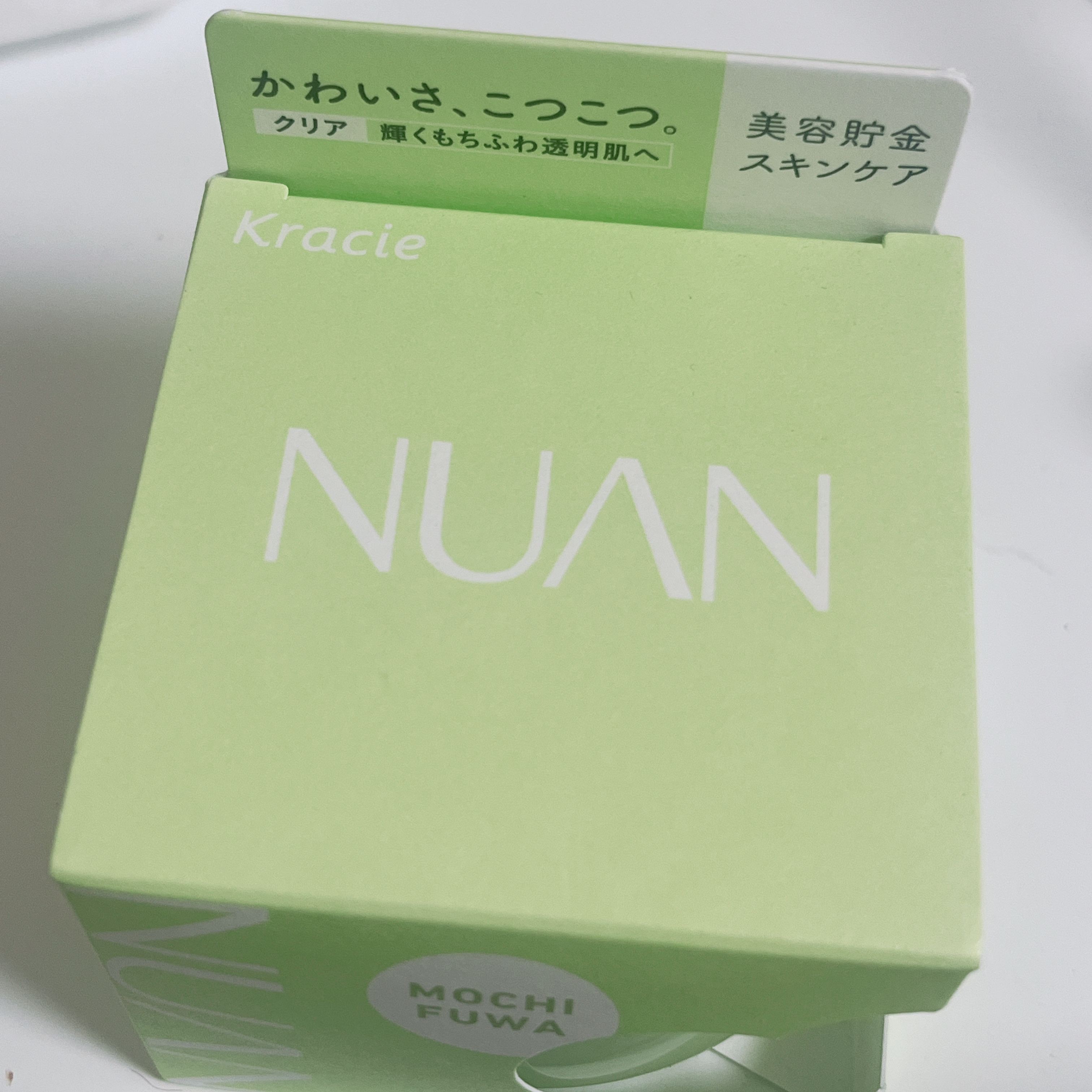NUAN 白玉もちウォータークリームのクチコミ「NUAN
白玉もちウォータークリーム

これ使い始めて2週間くらい経つんですが
めっちゃ肌が白.....」（3枚目）