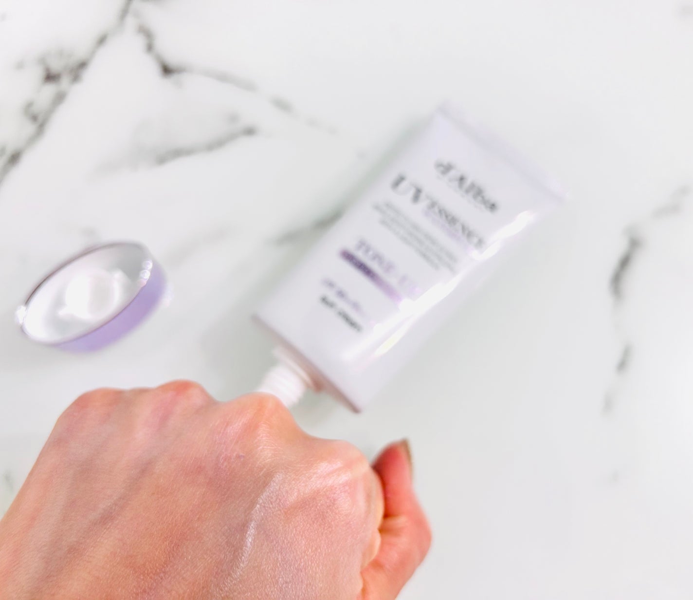 ウォータフルトーンアップサンクリーム/ダルバ/日焼け止めクリームを使ったクチコミ(3枚目)