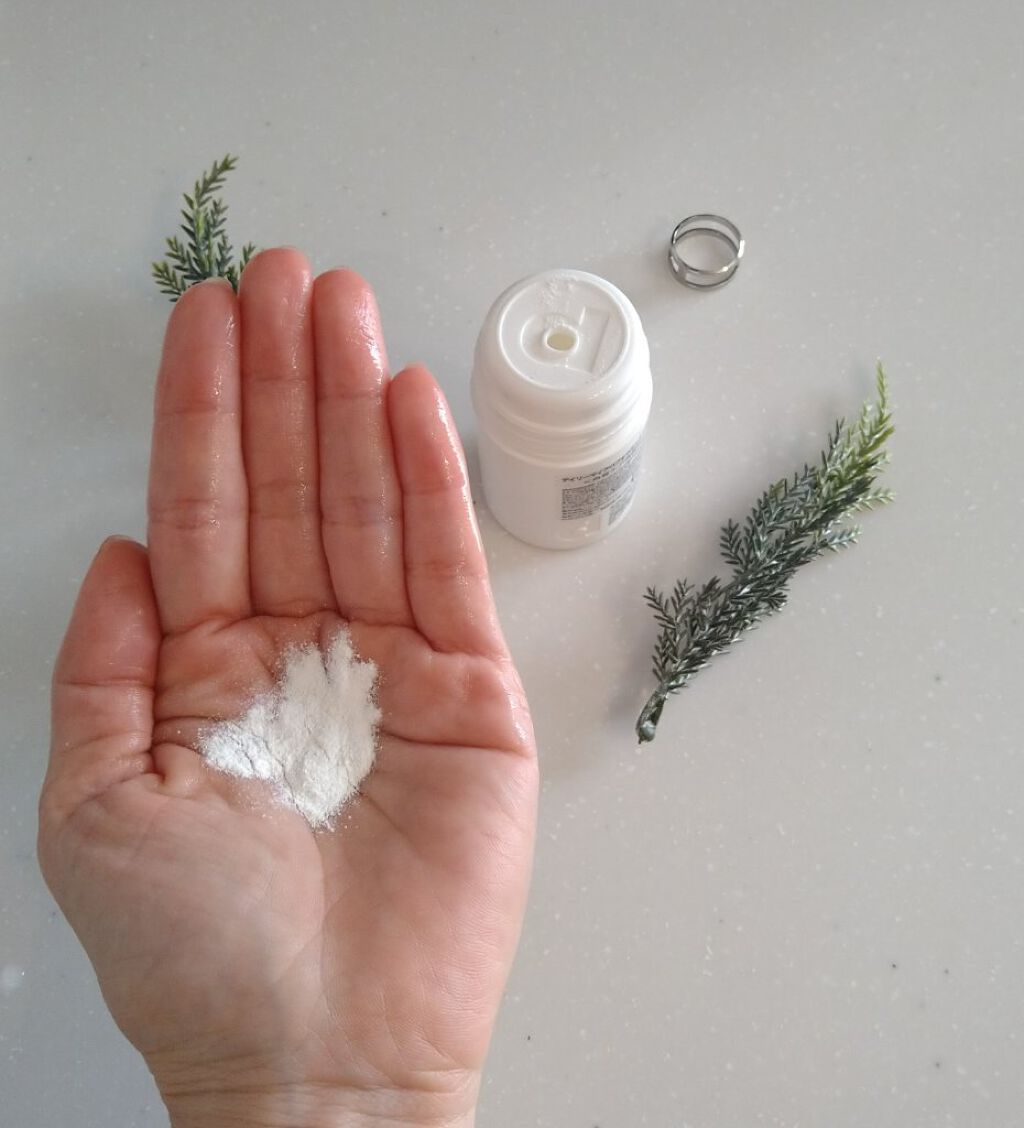 デイリーマイクロフォリエント/ダーマロジカ/洗顔パウダーを使ったクチコミ（2枚目）