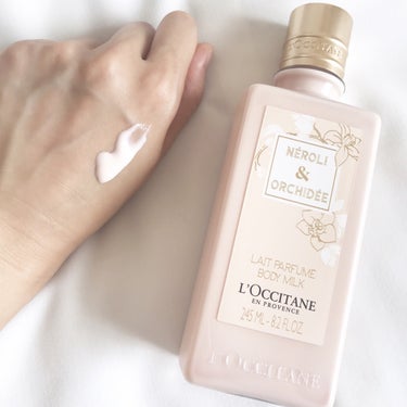 L'OCCITANE オーキデ パフュームモイストミルクのクチコミ「ロクシタンのボディーミルク💕

本物のお花を嗅いでいる様な優しく豊かな香りです♡✨

ケースも.....」（2枚目）