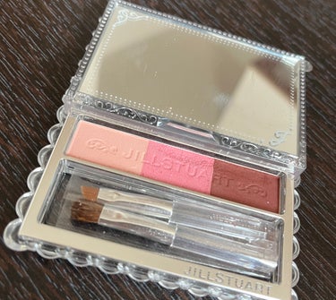 
わたしの最近推し♡アイテム(/`･ω･)

JILL STUART
ジルスチュアート ニュアンスブロウパレット
08  pink blink shade

¥3520

これねぇ髪色明るくしたりアレン