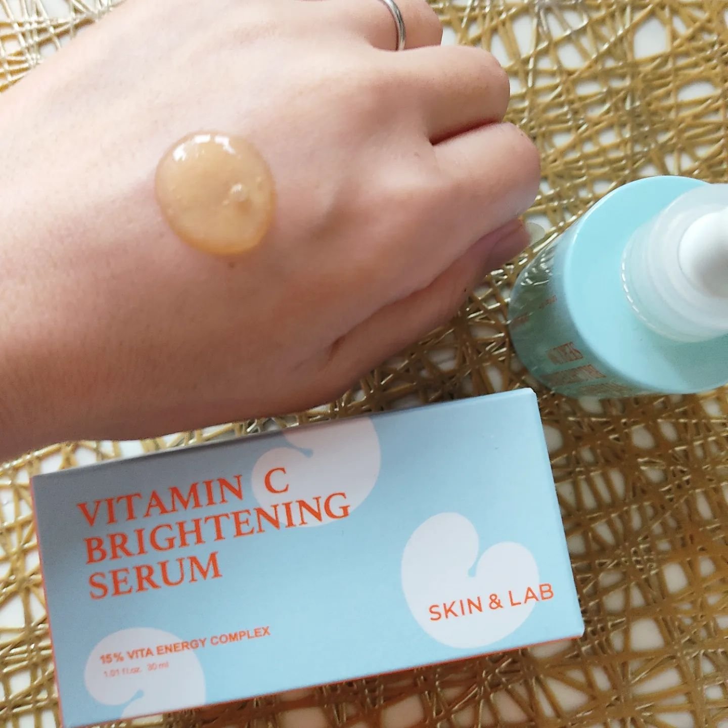 ビタミンCブライトニングセラム /SKIN&LAB/美容液を使ったクチコミ（3枚目）