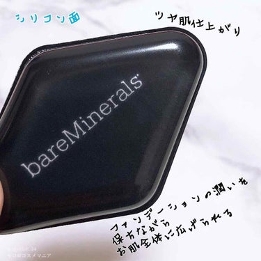 bareMinerals デュアルサイド シリコン ブレンダーのクチコミ「デュアルサイド シリコン ブレンダー。


シリコン面とスポンジ面のあるブレンダー✨


主に.....」（3枚目）