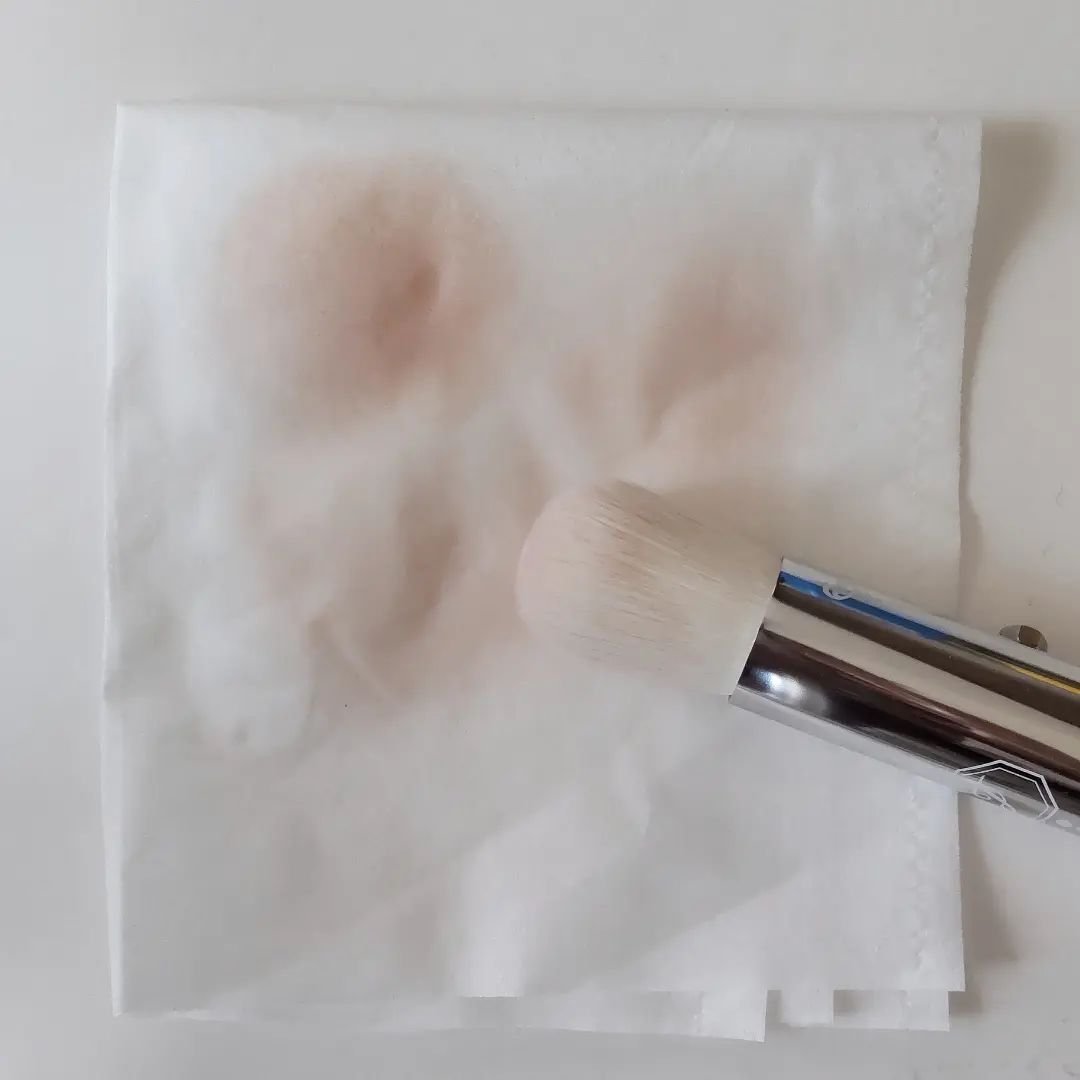 ブラシクレンザー/MAKE UP FOR EVER/その他化粧小物を使ったクチコミ（2枚目）