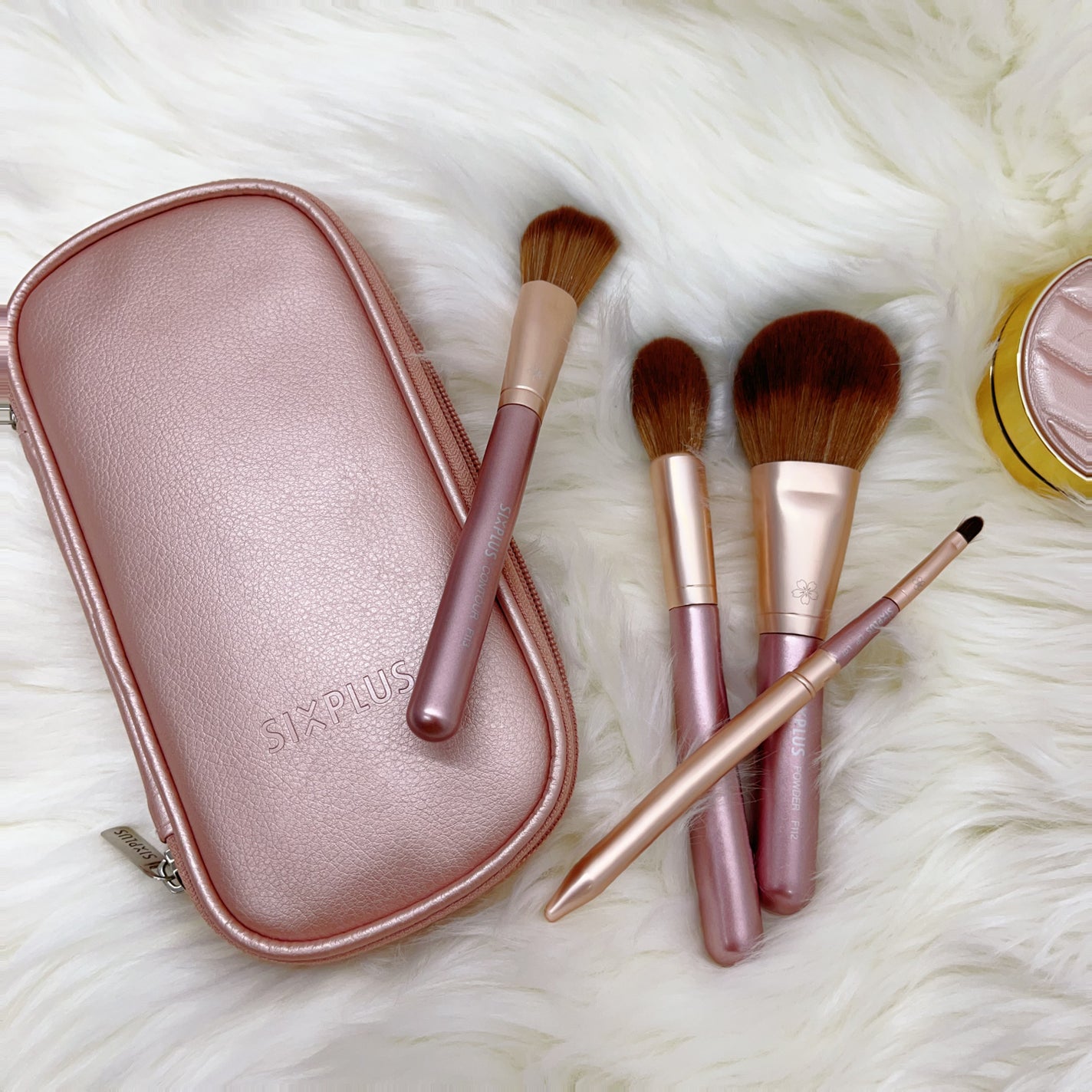 黒川瑠弥ki on LIPS 「一本数千円するブラシしか買ったことがなかったので不安でしたが思..」(4枚目)