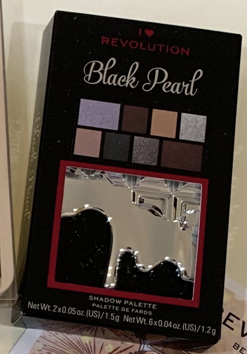 Mini Chocolate Eye Shadow Palette/MAKEUP REVOLUTION/アイシャドウパレットを使ったクチコミ（3枚目）