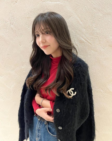 HARUNA on LIPS 「暗めでも柔らかいカラーが人気🩷オリーブと、ラベンダーが透明感強..」(2枚目)