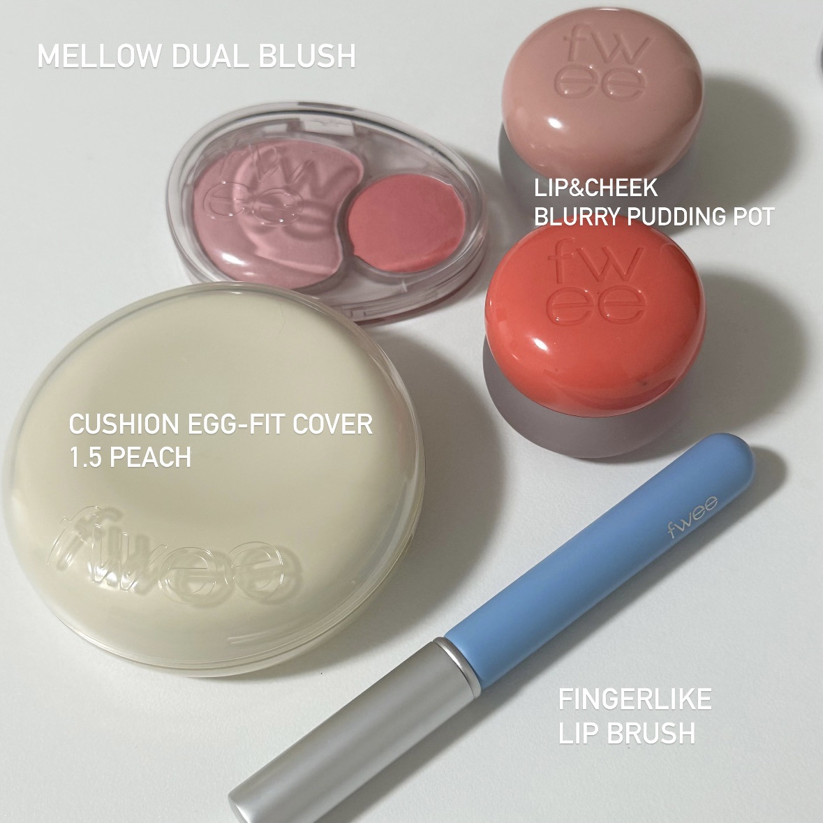 フィー フィンガーライク リップブラシ/fwee/メイクブラシを使ったクチコミ（1枚目）