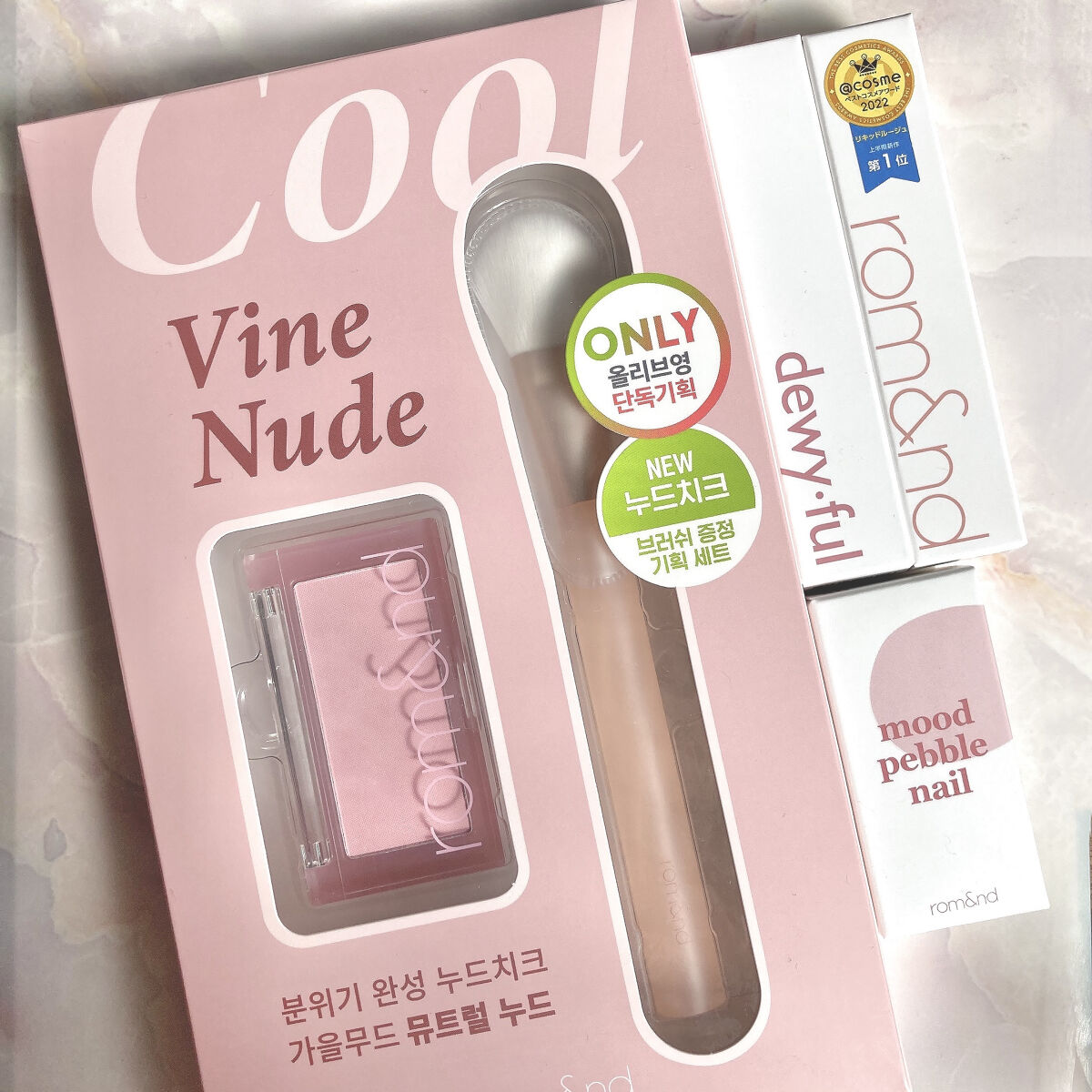 ベターザンチーク/rom&nd/パウダーチークを使ったクチコミ（2枚目）