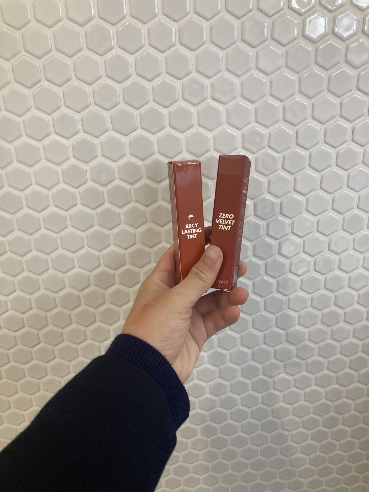 ジューシーラスティングティント/rom&nd/リップティントを使ったクチコミ（1枚目）