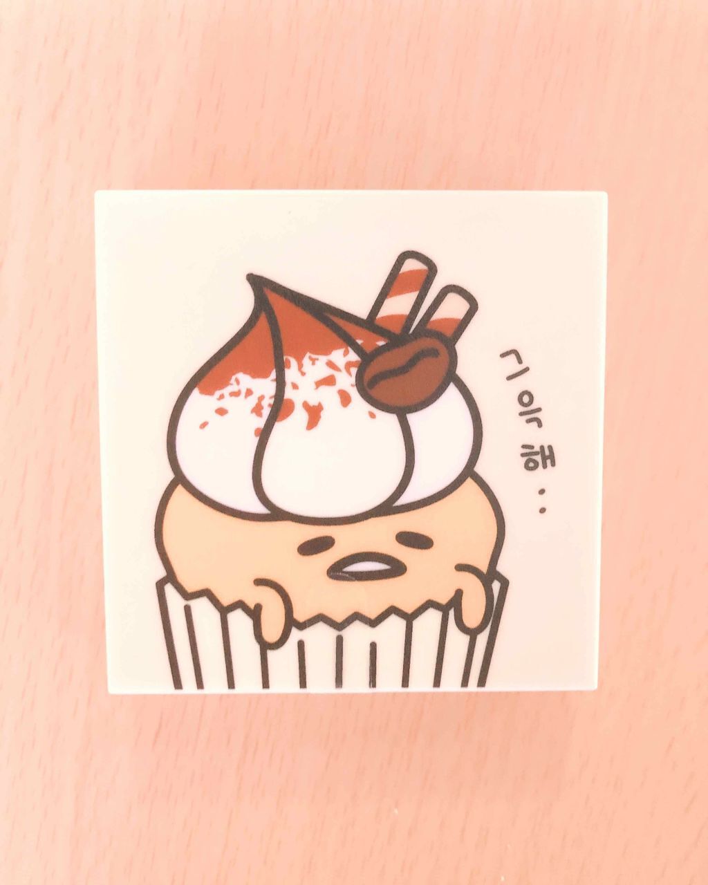 ぐでたまアイシャドウ/HOLIKA HOLIKA/アイシャドウパレットを使ったクチコミ（1枚目）