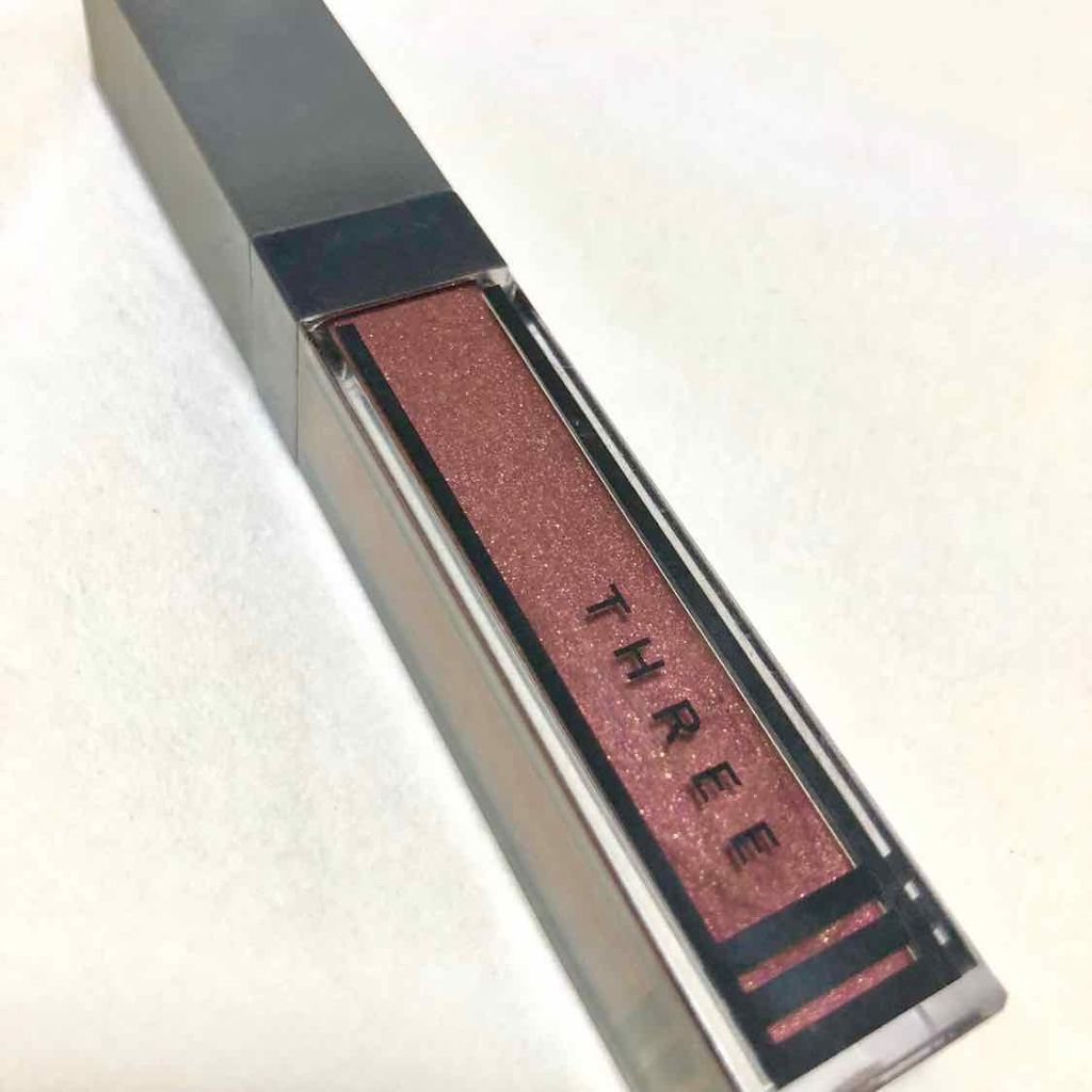 ウイスパーグロスフォーアイ/THREE/リキッドアイシャドウを使ったクチコミ（2枚目）