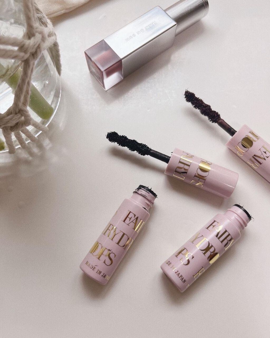 フェアリードロップス クアトロラッシュ/FAIRYDROPS/マスカラを使ったクチコミ(2枚目)