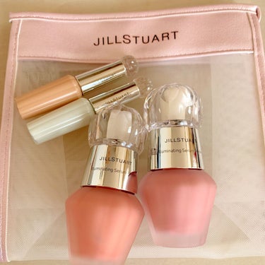 ジルスチュアート　イルミネイティング セラムプライマー/JILL STUART/化粧下地を使ったクチコミ（1枚目）