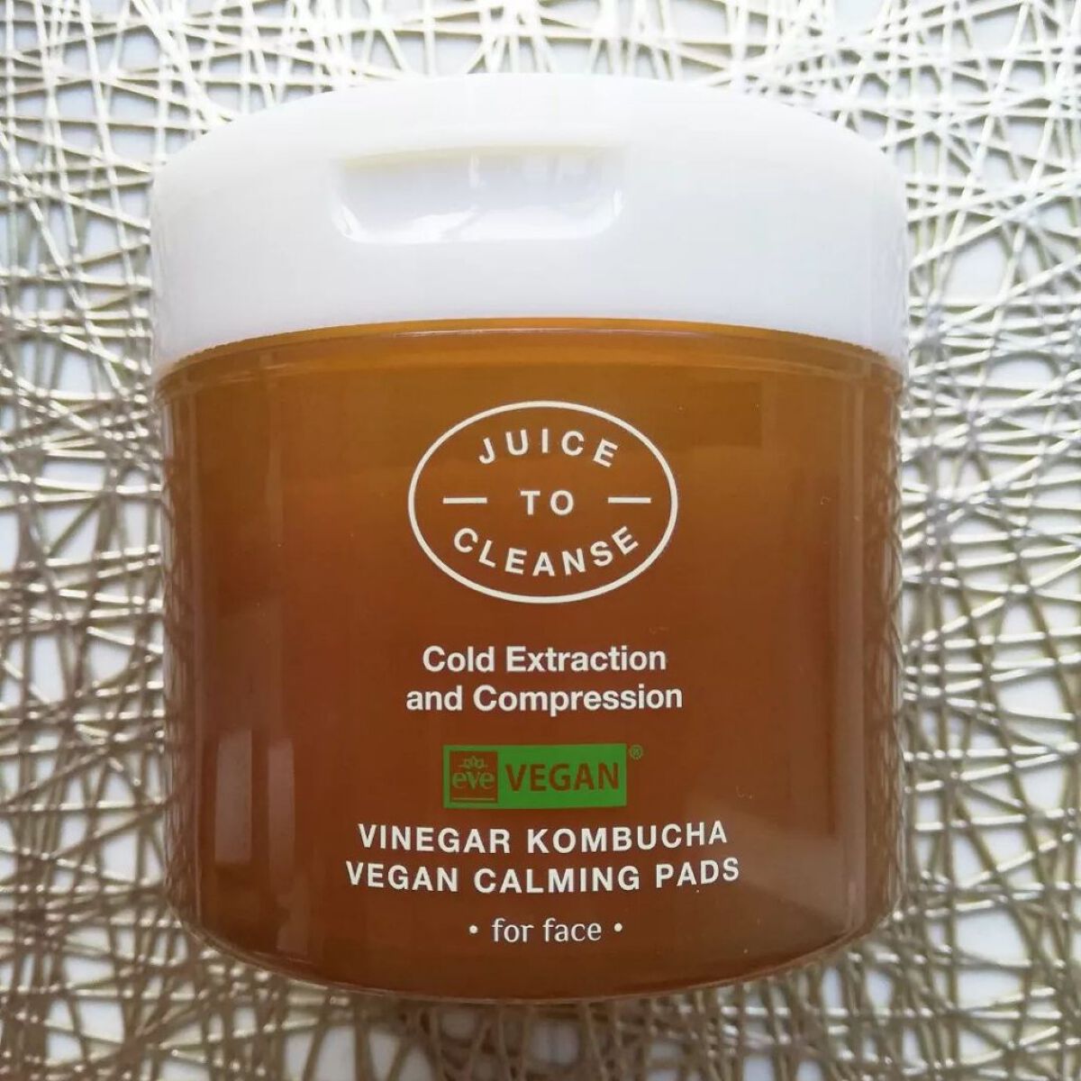ビネガー コンブチャ ヴィーガン カーミングパッド/JUICE TO CLEANSE/トナーパッドを使ったクチコミ（1枚目）