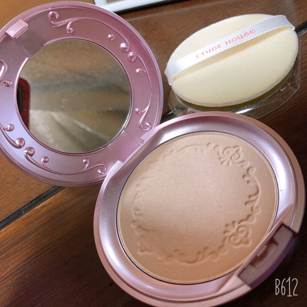 シークレットビーム パウダーパクト ナチュラルベージュ/ETUDE/プレストパウダーを使ったクチコミ（2枚目）
