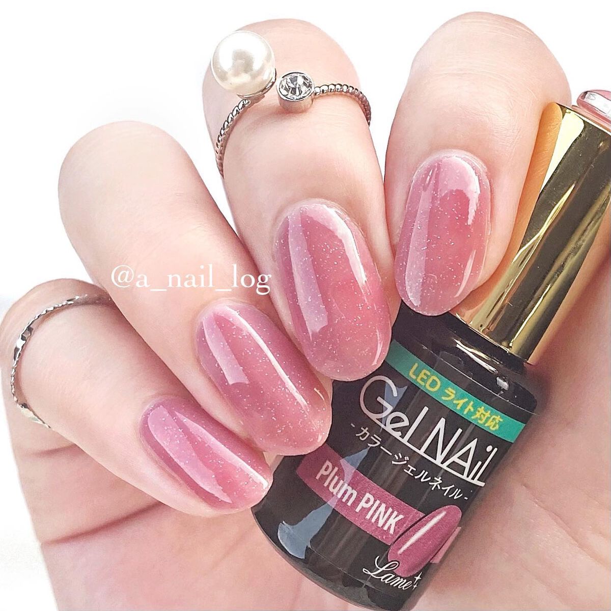 秋ネイルのネイルデザイン】ジェルネイル（ライト対応）｜セリアの辛口