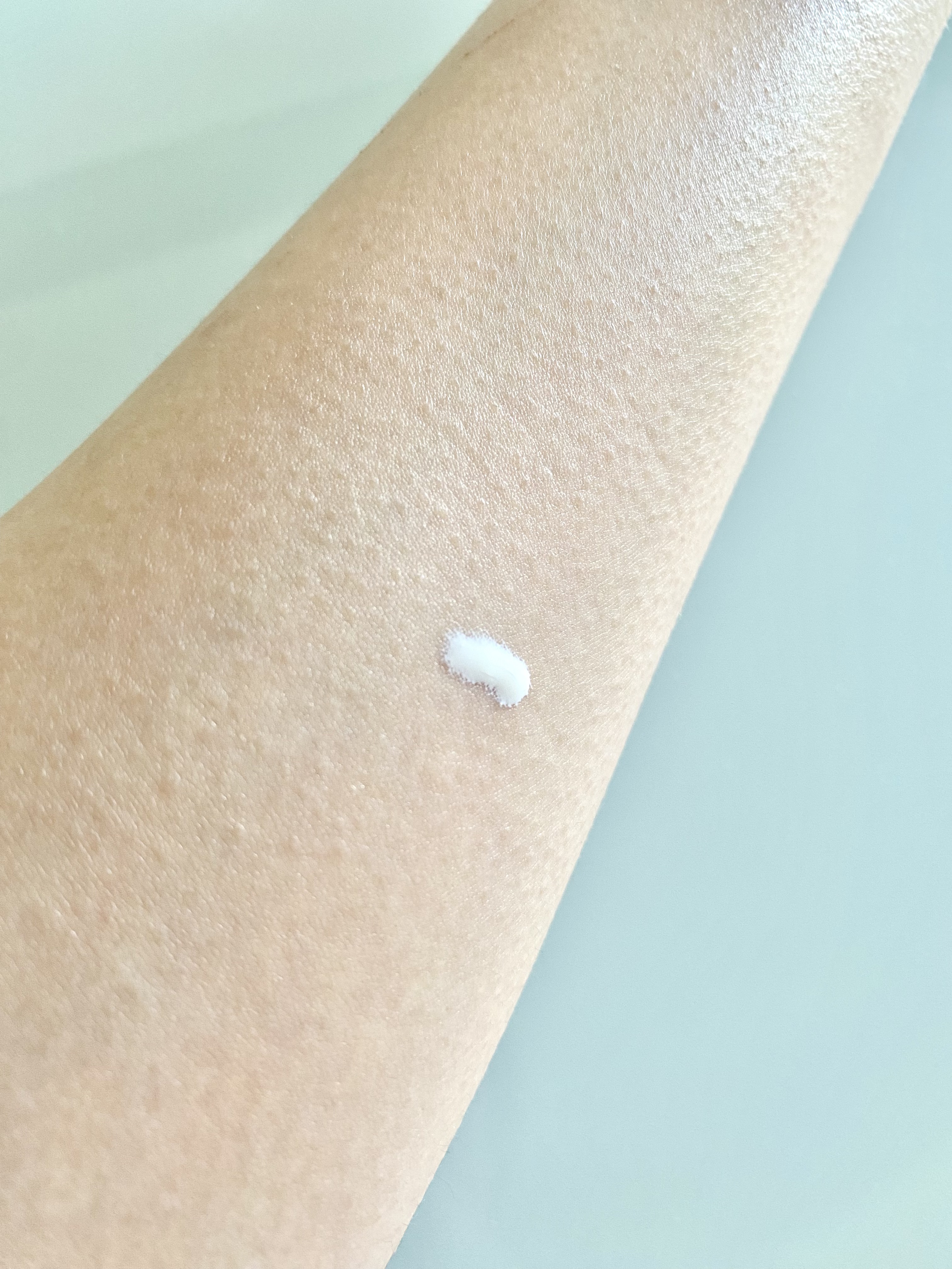 UVトーンアップベース/CEZANNE/化粧下地を使ったクチコミ（2枚目）