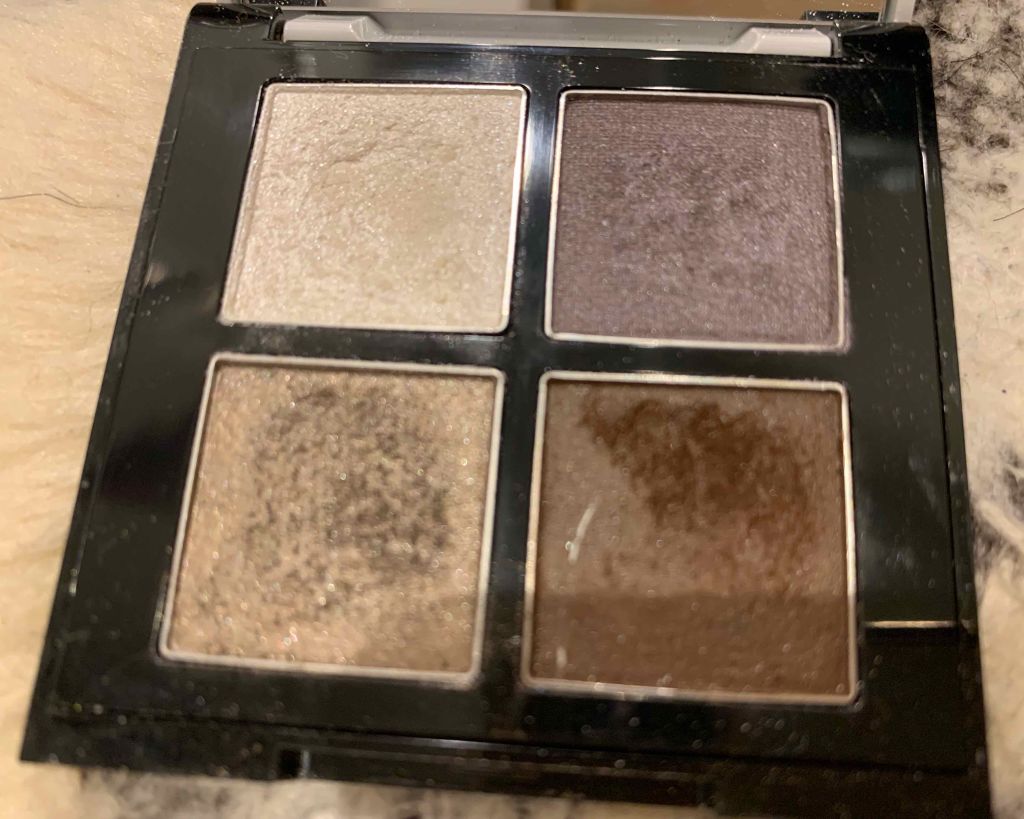 まーやん on LIPS 「こんばんは😊今手持ちで一番良く使うアイシャドウが何も知らずにた..」(3枚目)