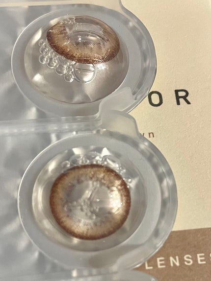 CLEMOR クリアレンズ クレモール クリア2week のクチコミ「CLEMOR クレモール
2weekクリアレンズ
ミックスブラウン
Qoo10で.....」(2枚目)