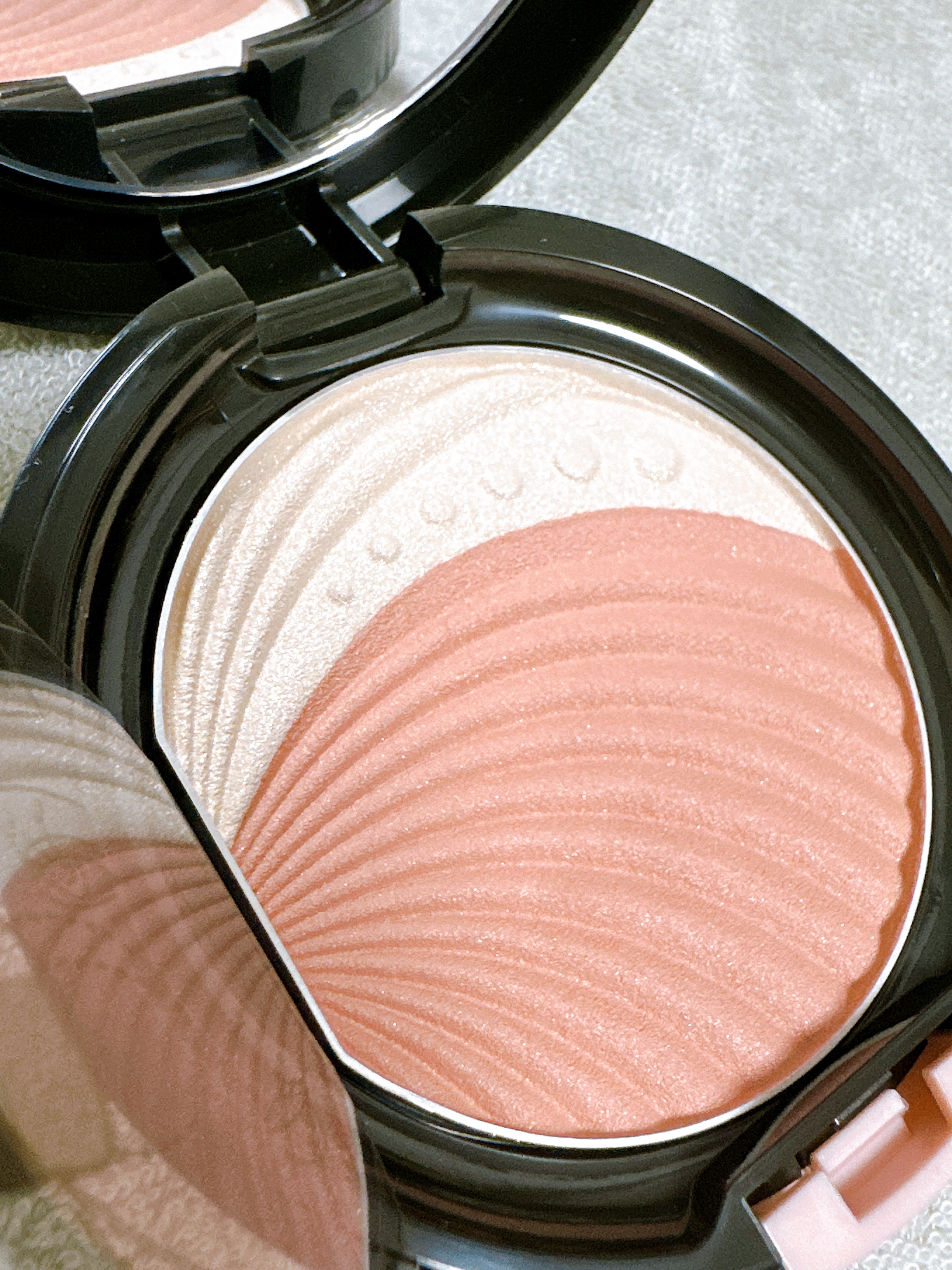 ブラシチーク/AUBE/パウダーチークを使ったクチコミ（3枚目）