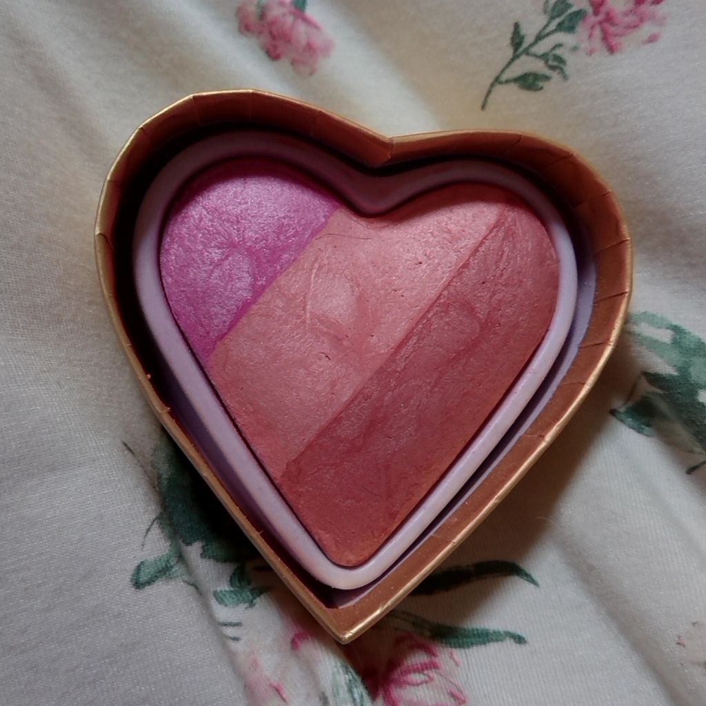 ブラッシング ハート/MAKEUP REVOLUTION/パウダーチークを使ったクチコミ（2枚目）