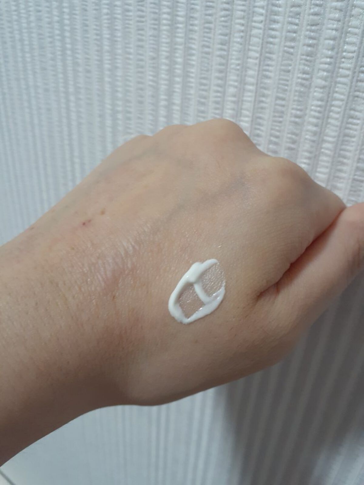 マーメイドスキンジェルUV/キャンメイク/日焼け止めジェルを使ったクチコミ（2枚目）