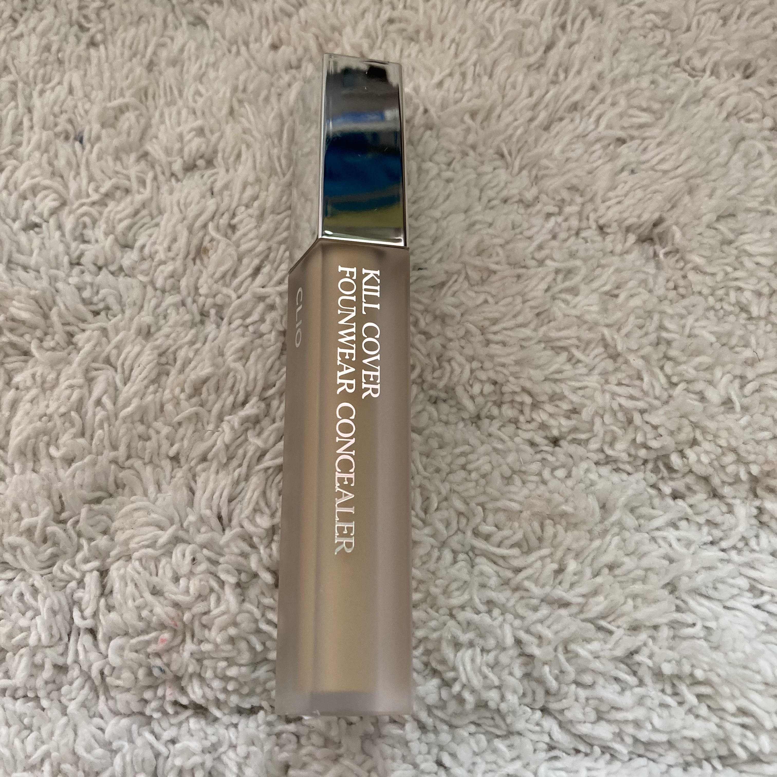 キルカバーファンウェアコンシーラー/CLIO/リキッドコンシーラーを使ったクチコミ（3枚目）