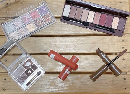 パーフェクトマルチアイズ/キャンメイク/アイシャドウパレットを使ったクチコミ(2枚目)