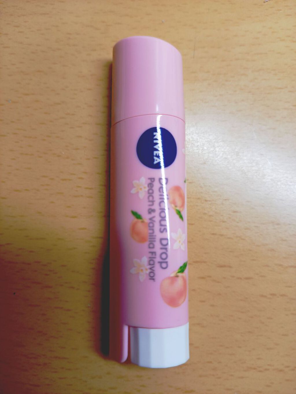 ニベア フレーバーリップ デリシャスドロップ ピーチの香り/ニベア/リップクリームを使ったクチコミ（1枚目）