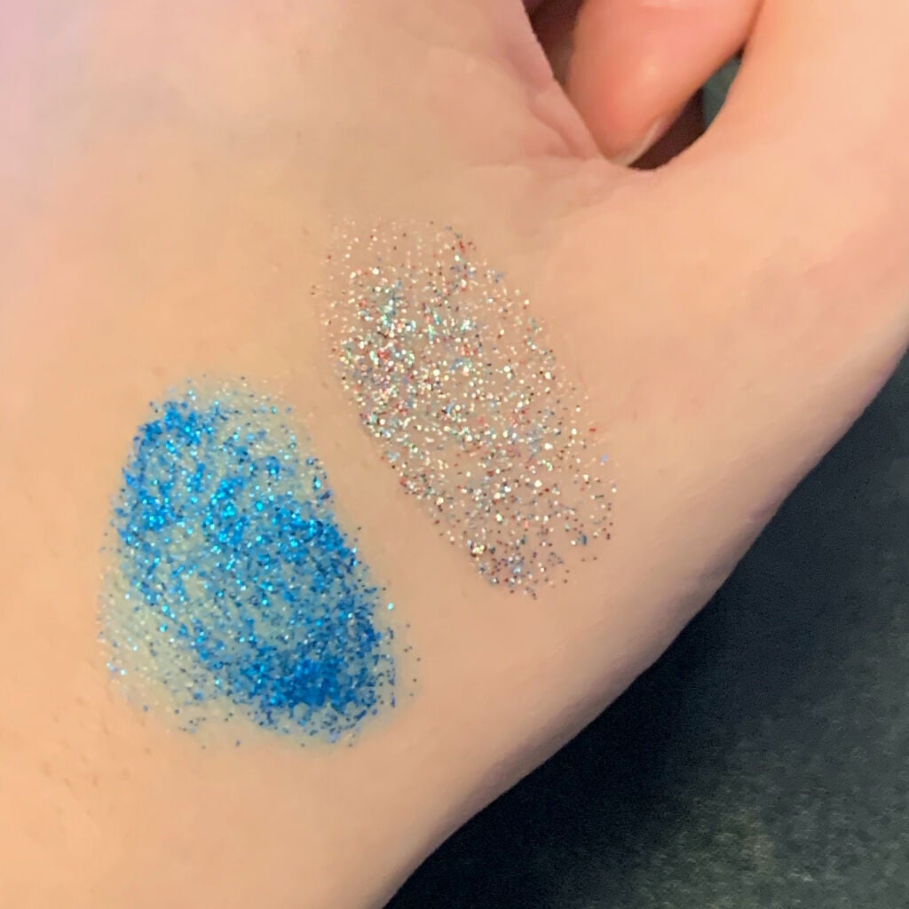 あさすず on LIPS 「ハロウィンメイクに使える!グリッターリップStarGazerと..」(4枚目)