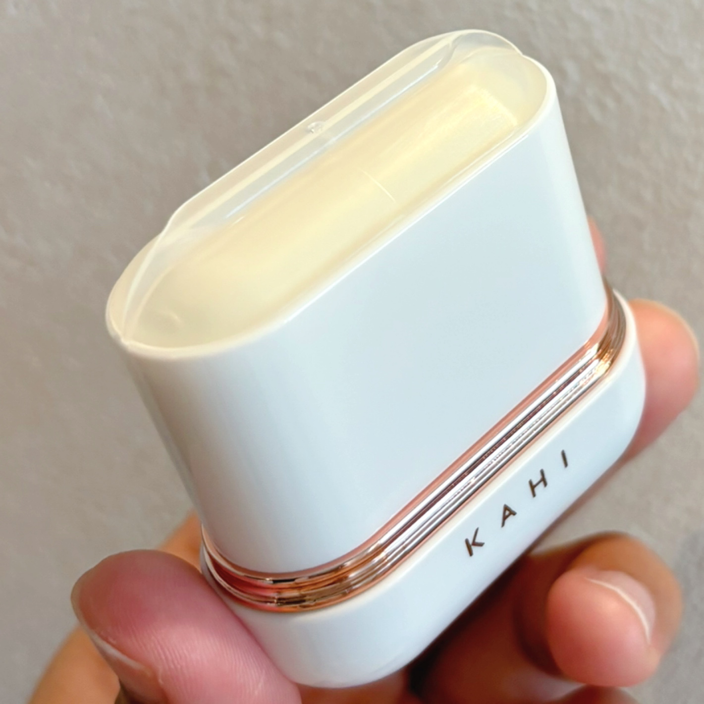 エアリーフィットサンスティック/KAHI/日焼け止めスティックを使ったクチコミ（2枚目）