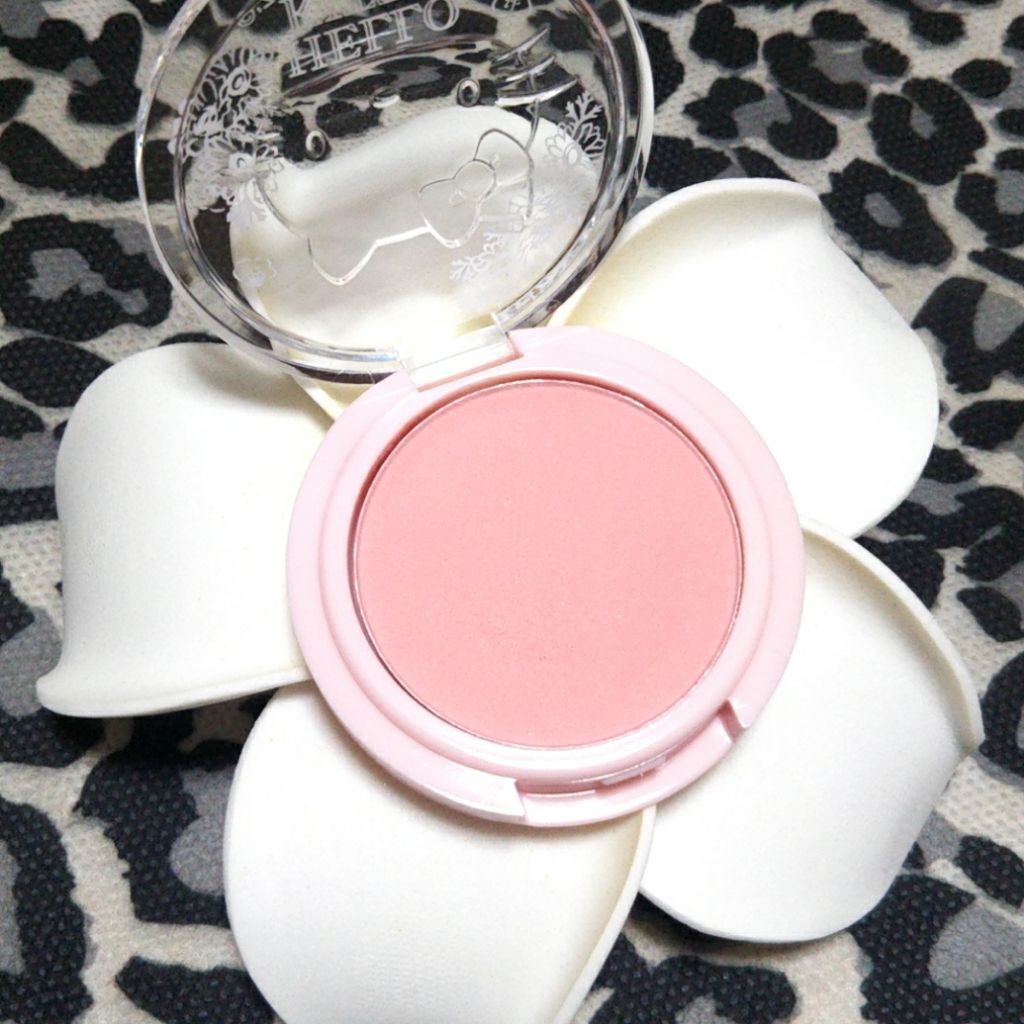 Blooming Kitty パウダーチーク/DAISO/パウダーチークを使ったクチコミ(2枚目)