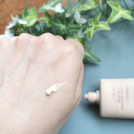 3番 ノーファンデ陶器肌トーンアップクリーム/numbuzin/化粧下地を使ったクチコミ(3枚目)