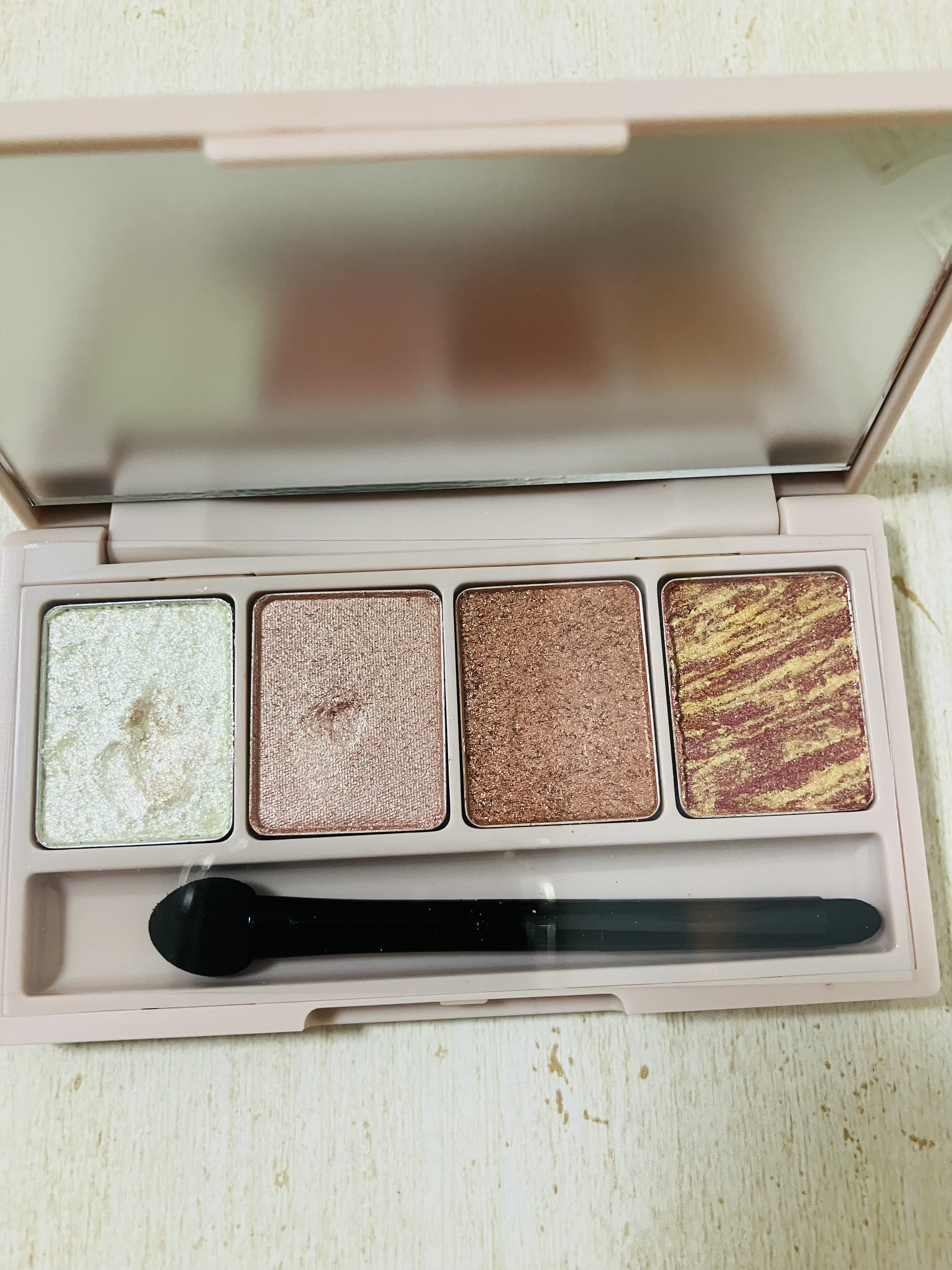 足しパレ/Fujiko/アイシャドウパレットを使ったクチコミ（3枚目）