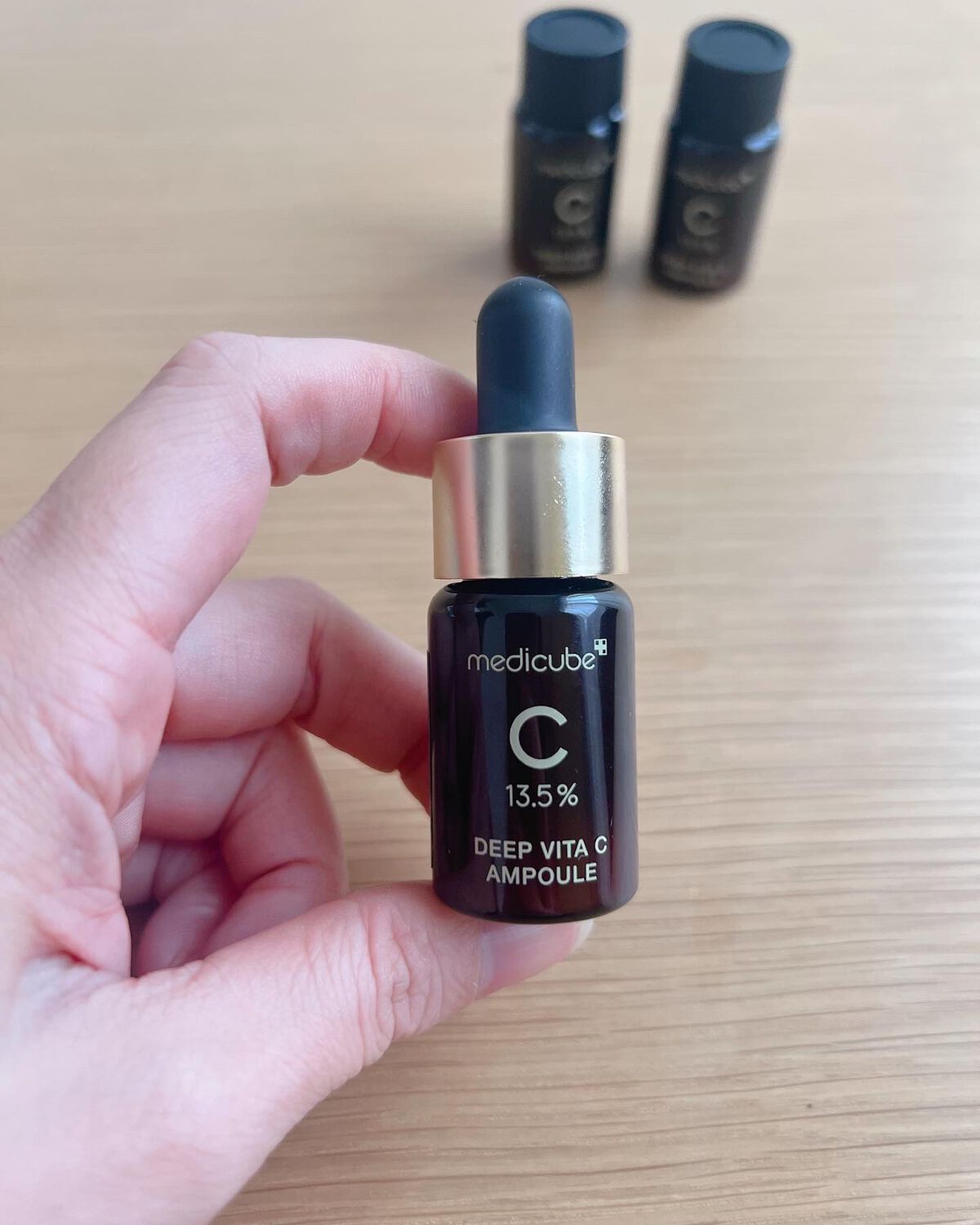 ディープビタCアンプル/MEDICUBE/美容液を使ったクチコミ(2枚目)