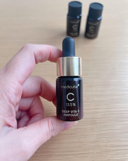 ディープビタCアンプル/MEDICUBE/美容液を使ったクチコミ(2枚目)