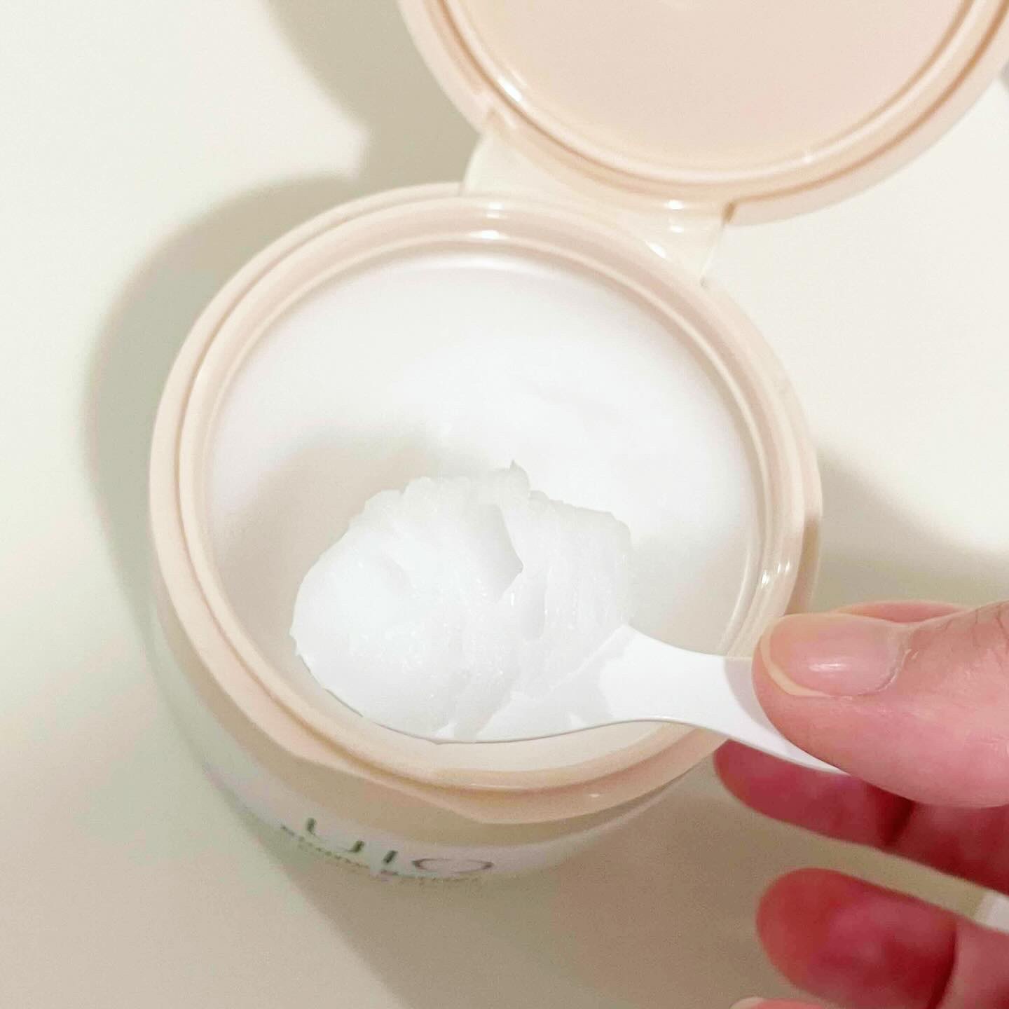 バイオームバリアコラーゲンファーミングクレンジングバーム/UIQ/クレンジングバームを使ったクチコミ（3枚目）