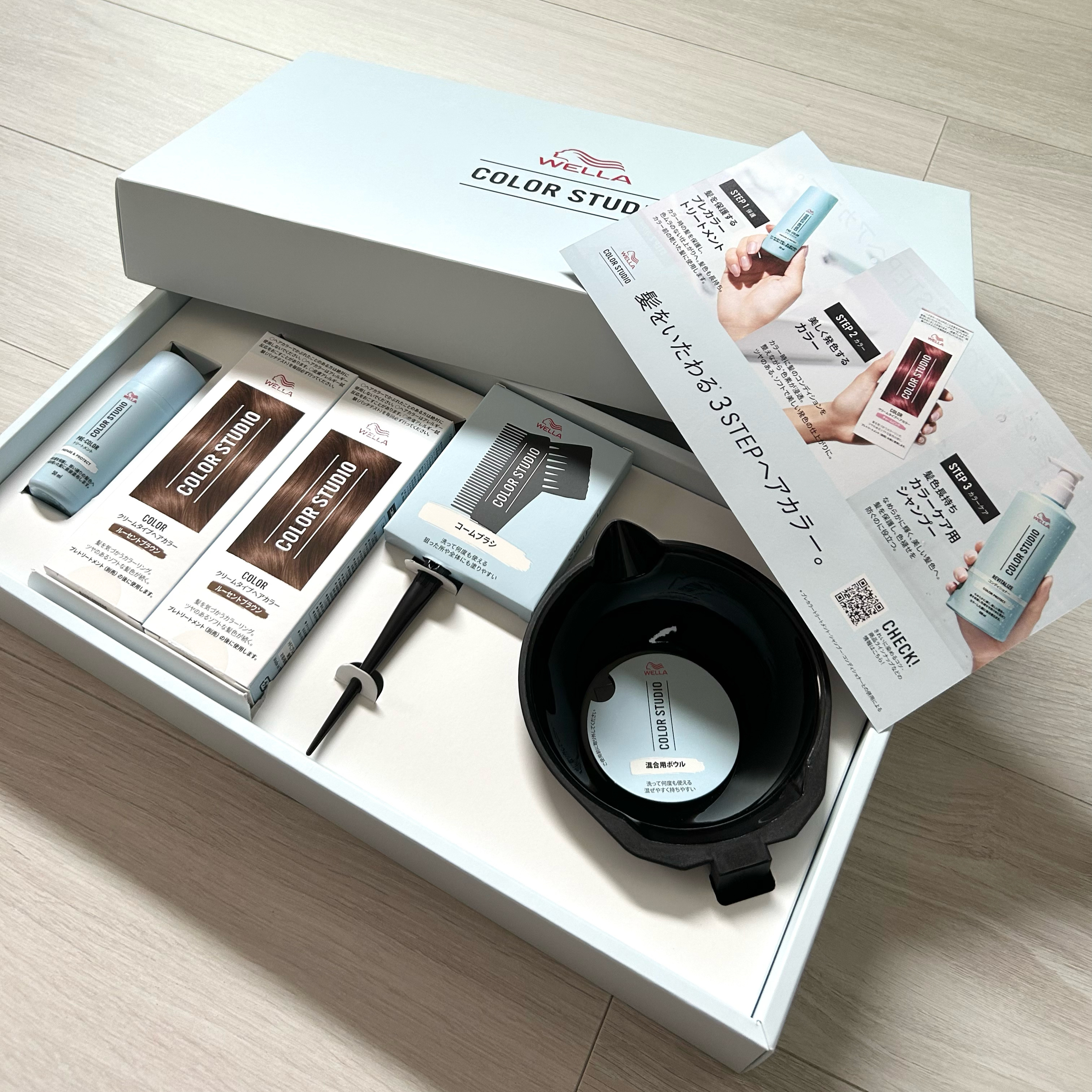 ウエラ ウエラ カラースタジオ コームブラシのクチコミ「【WELLA(ウエラ) COLOR STUDIO】
\史上初(*)‼️髪をいたわる(*1)3ス.....」（1枚目）