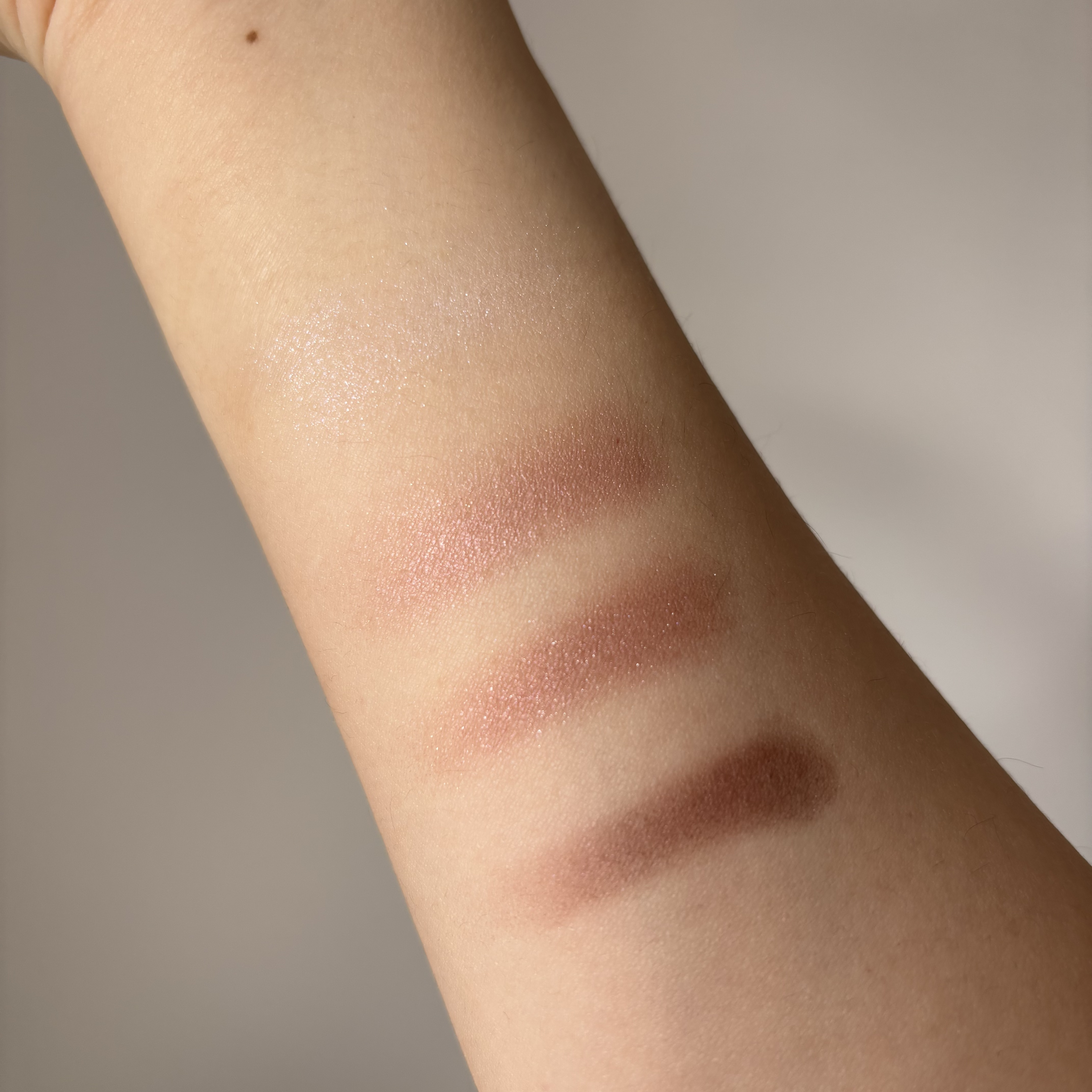 スキニーリッチシャドウ/excel/アイシャドウパレットを使ったクチコミ（3枚目）