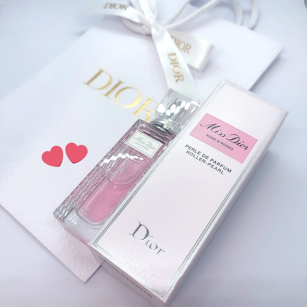 Dior ミス ディオール ローズ&ローズのクチコミ「#メガ割購入品 ❕もう届いた〜🤍

名前刻印して貰えたの本当に嬉しい😢💓
ラッピング不要にした.....」（1枚目）
