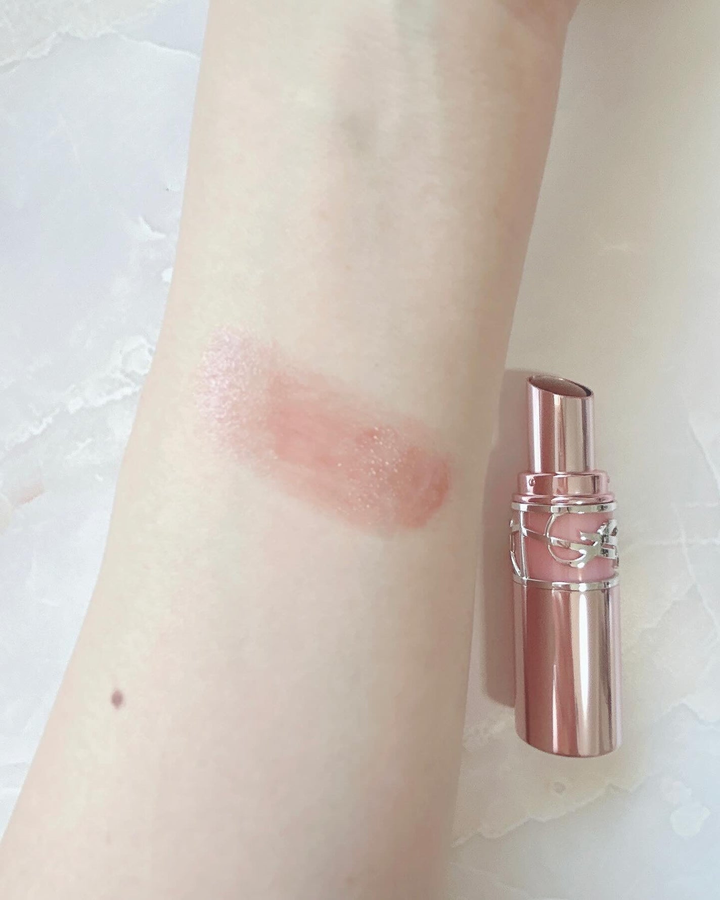 YSLラブシャイン キャンディ グロウ バーム/YVES SAINT LAURENT BEAUTE/口紅を使ったクチコミ(3枚目)