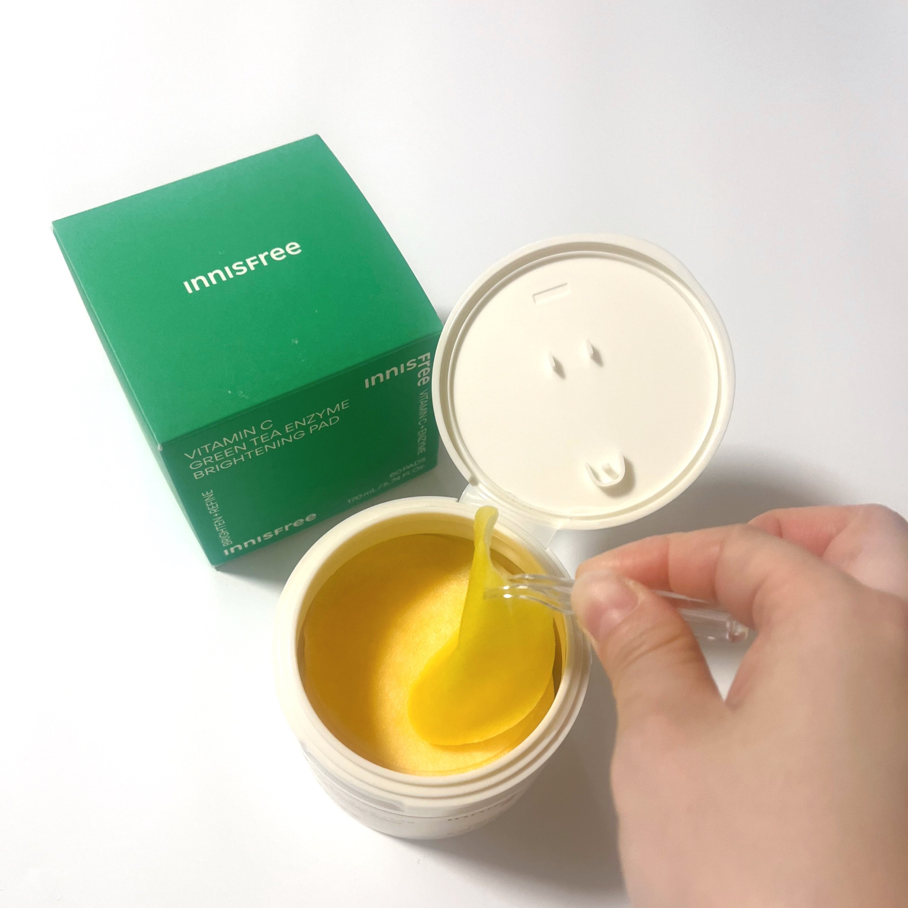 ビタC グリーンティーエンザイム ブライト パッド/innisfree/トナーパッドを使ったクチコミ（2枚目）