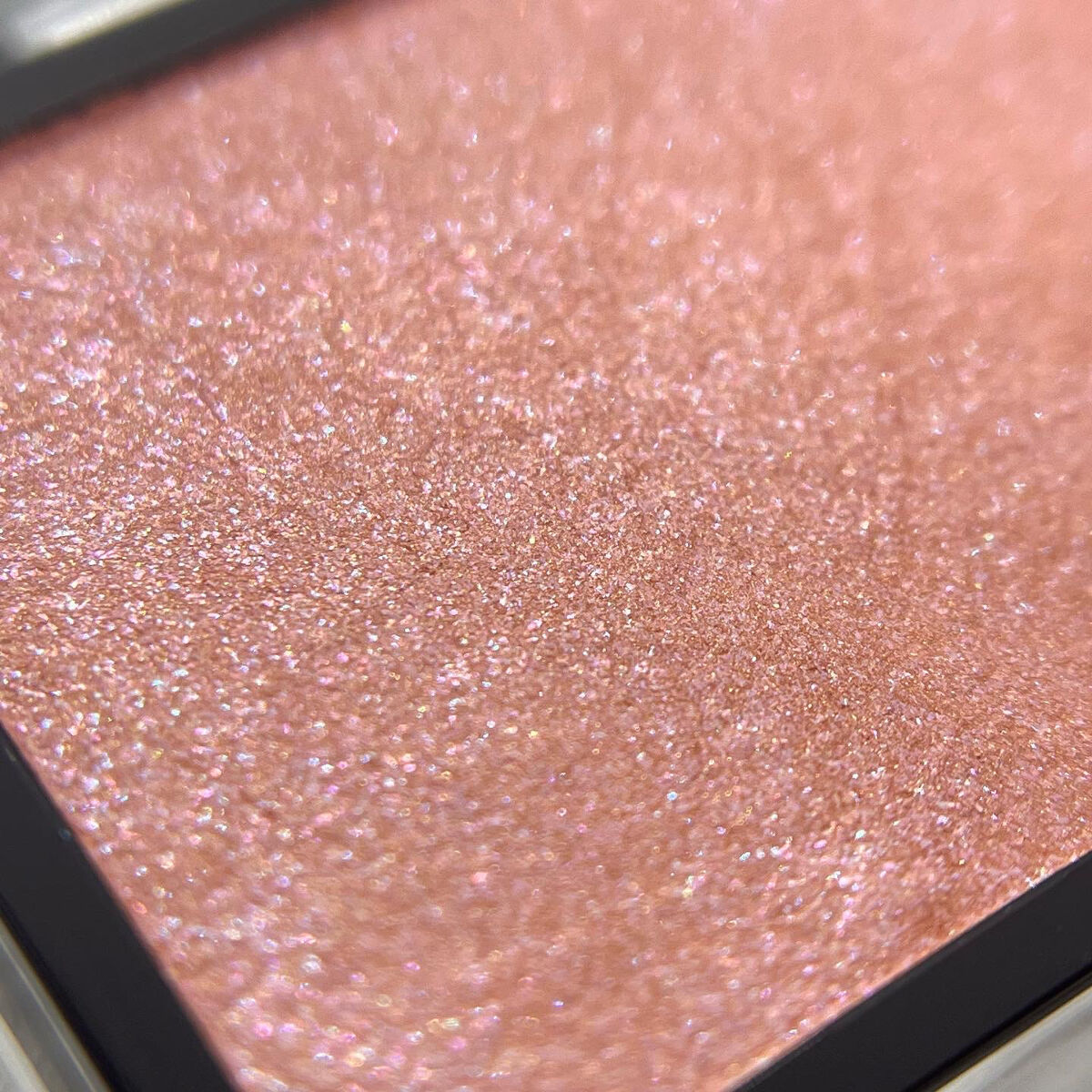 アディクション ザ ブラッシュ ニュアンサー/ADDICTION/パウダーチークを使ったクチコミ（3枚目）