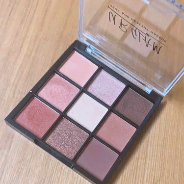 UR GLAM　BLOOMING EYE COLOR PALETTE/U R GLAM/アイシャドウパレットを使ったクチコミ（1枚目）