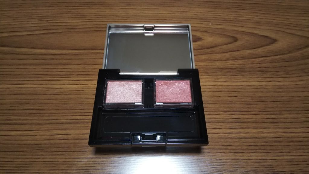 シャドーカスタマイズ/MAJOLICA MAJORCA/単色アイシャドウを使ったクチコミ（2枚目）